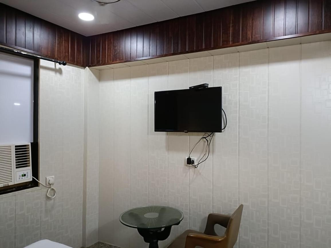 Hotel Jk Regency, Mumbai International Exterior foto